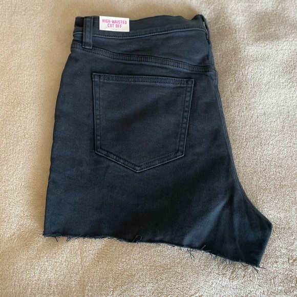 PINK Victoria Secret Shorts - Size 30 - Picture 3 of 10